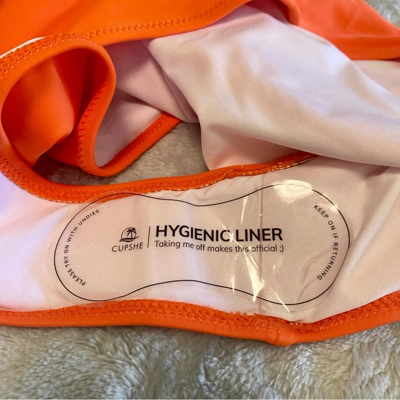 Cupshe One Piece Swimsuit Sz S Orange 🍊 Peach 🍑 & White NWT - Picture 6 of 7